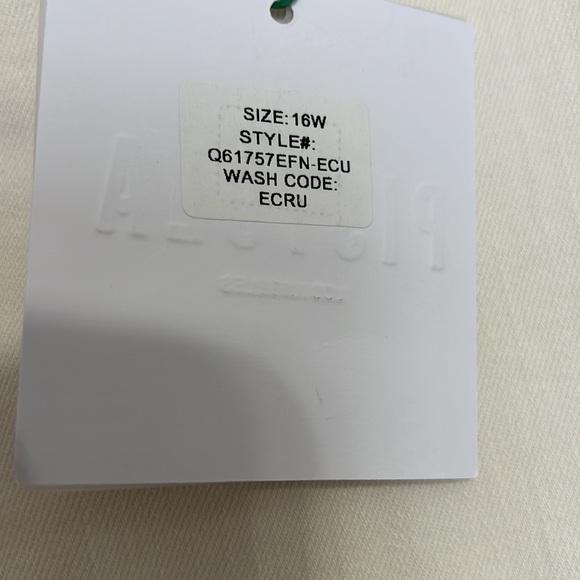 Pistola Women’s High Waist Stretch Ankle Jeans Ecru Size 18W - Picture 4 of 11